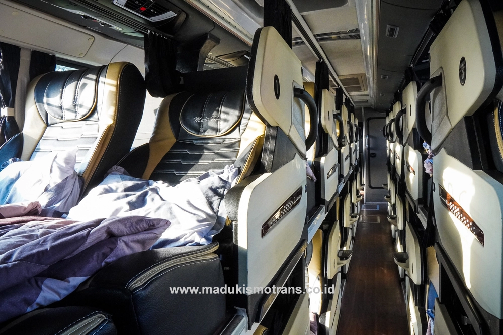 Madu Kismo Sleeper Class